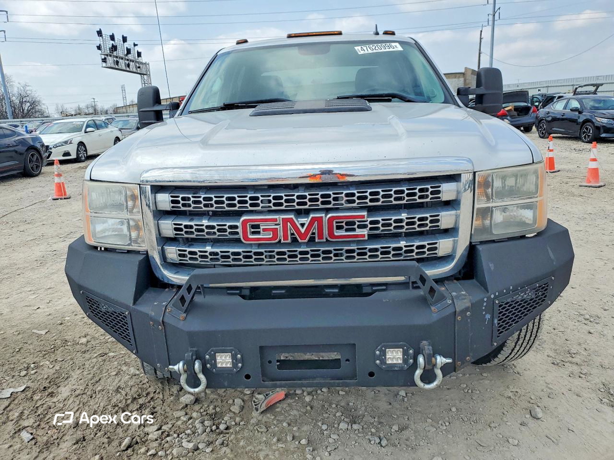 GMC Sierra 2013