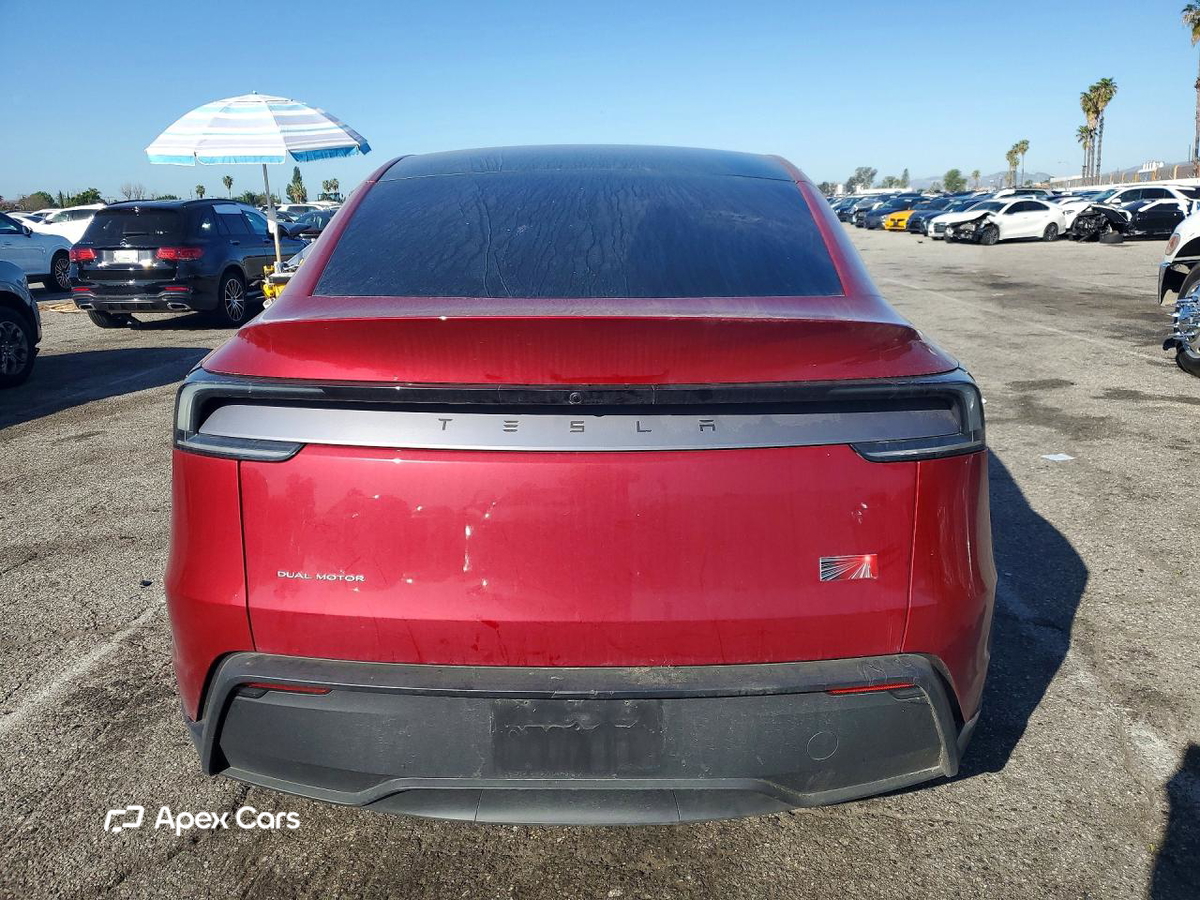 Tesla Model Y 2026