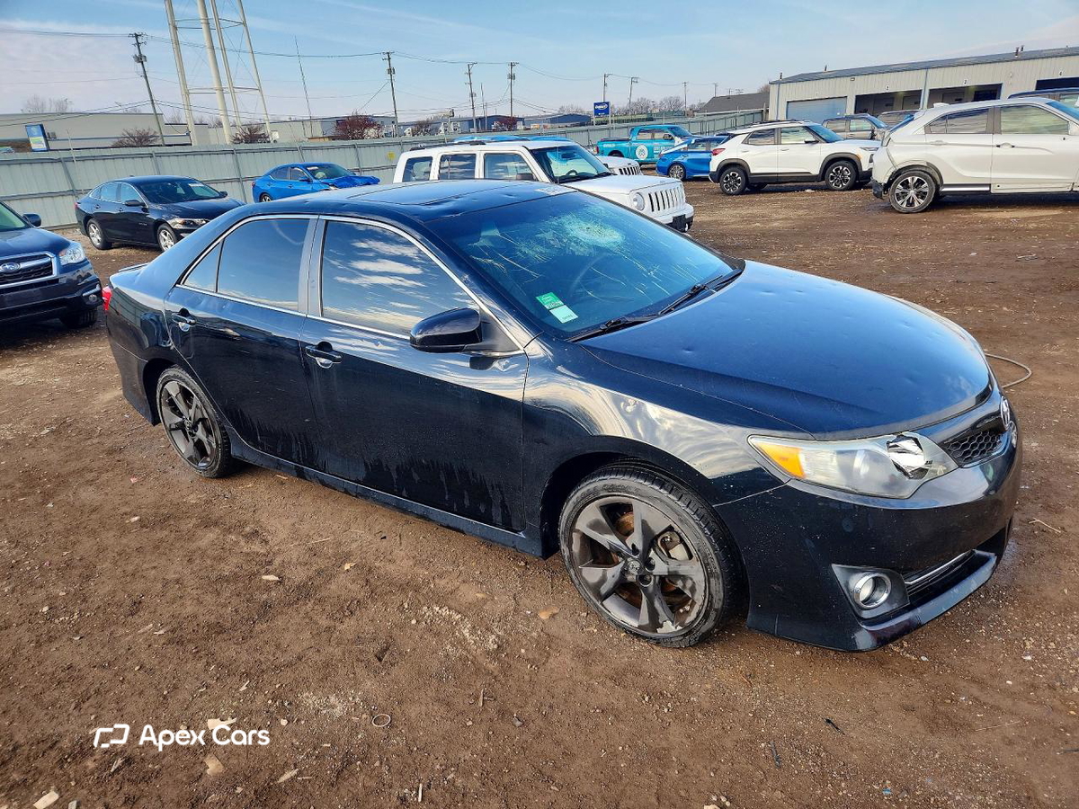 Toyota Camry 2012