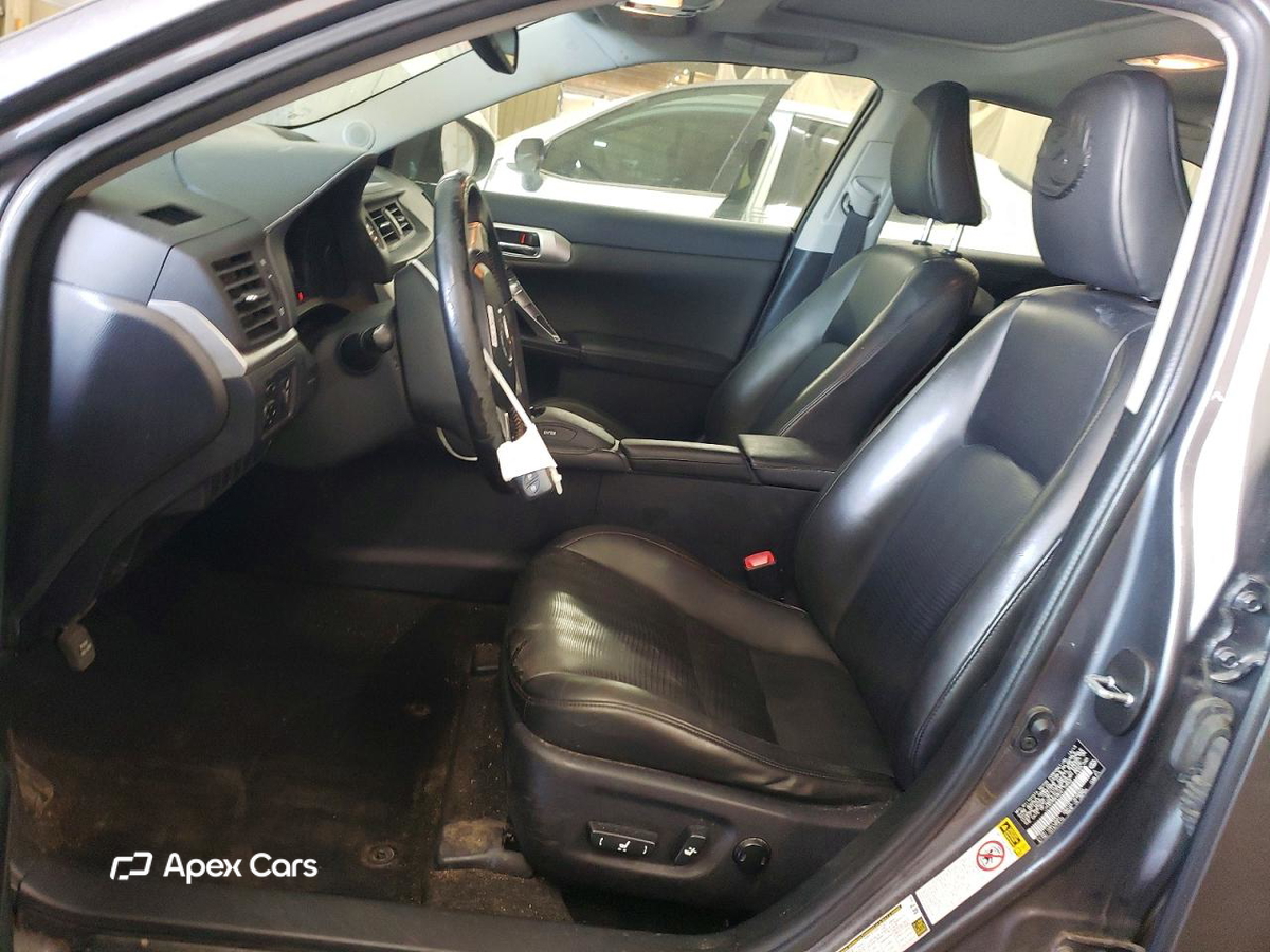 Lexus CT 2013
