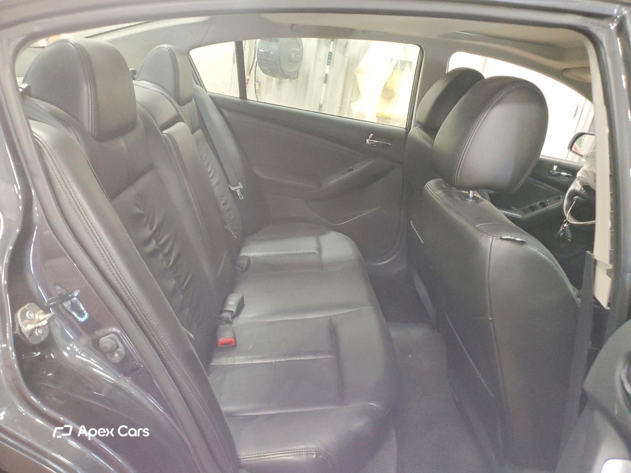 Nissan Altima 2012