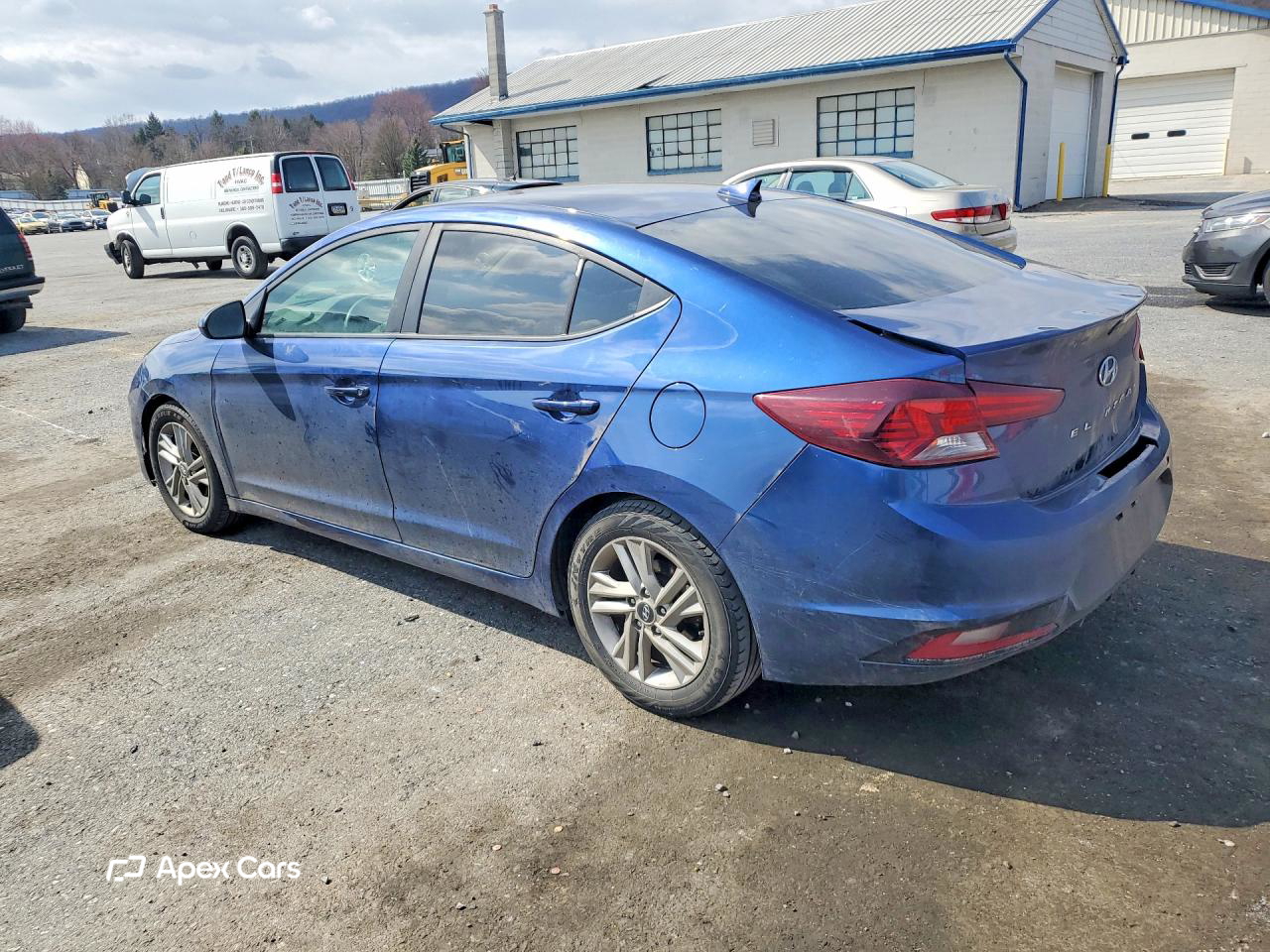 Hyundai Elantra 2020