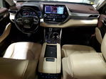 Toyota Highlander 2021