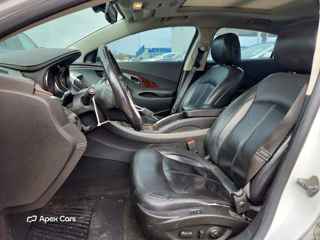 Buick LaCrosse 2011