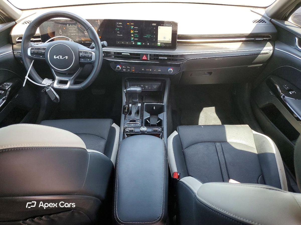 Kia K5 2025