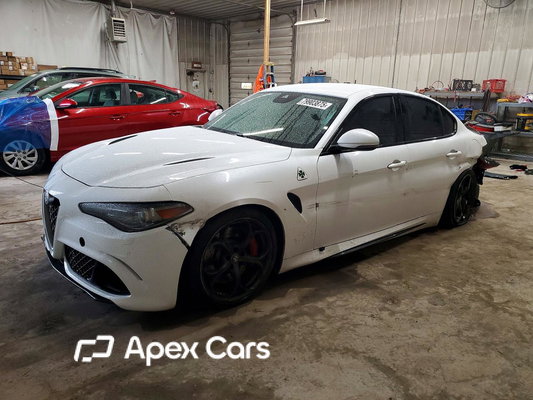Alfa Romeo Giulia 2017 - Image 1 of 13