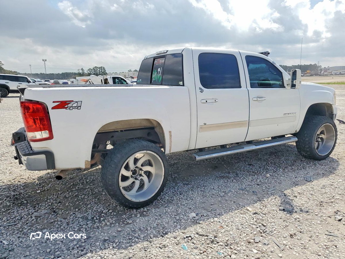 GMC Sierra 2010