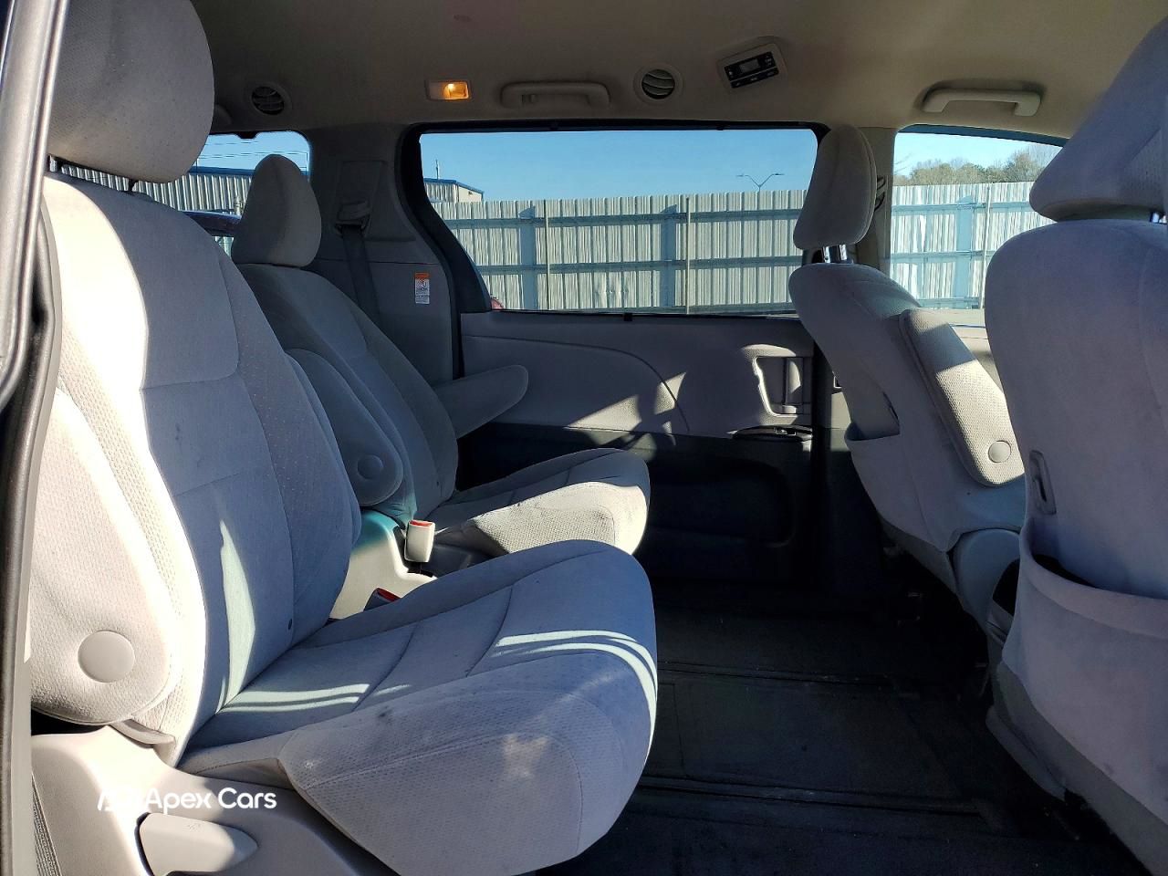 Toyota Sienna 2015