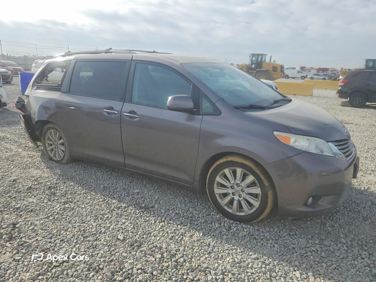 Toyota Sienna 2011