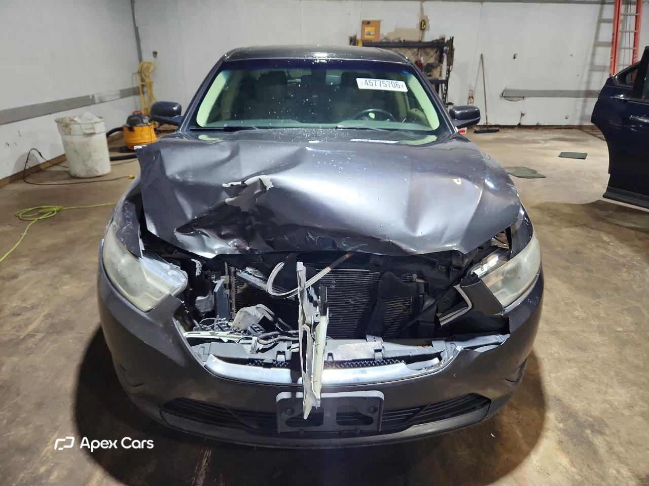 Ford Taurus 2015