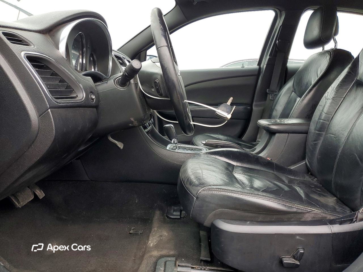 Chrysler 200 2013