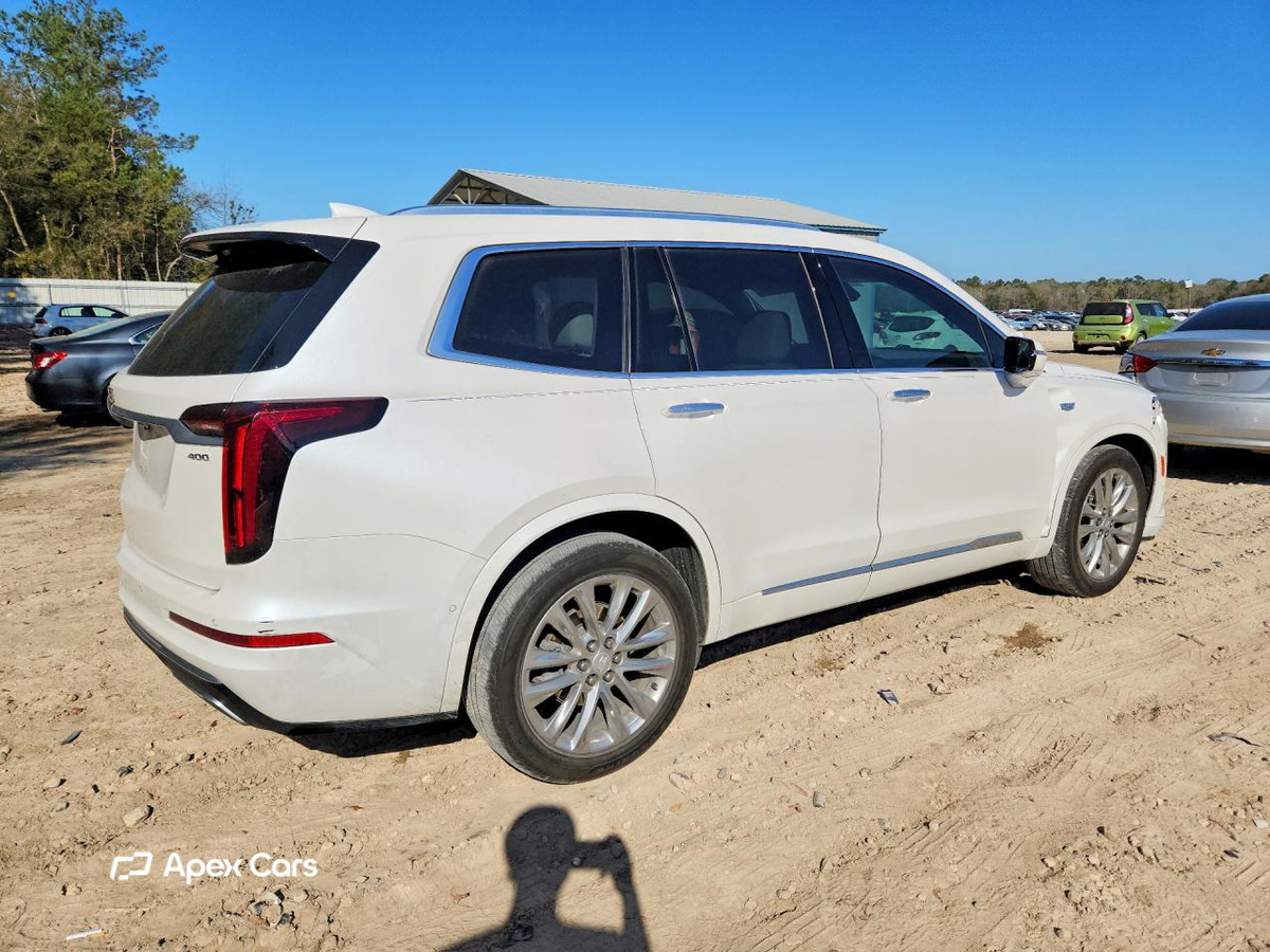 Cadillac XT6 2021