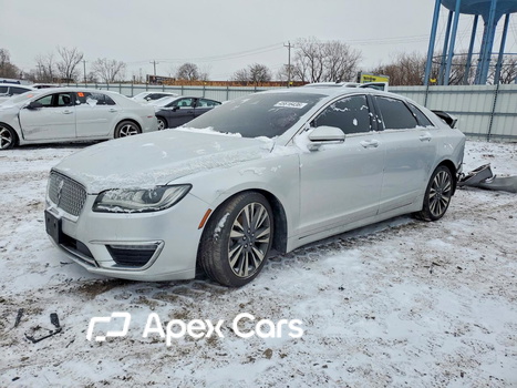 Lincoln MKZ 2017 - Image 1 of 13