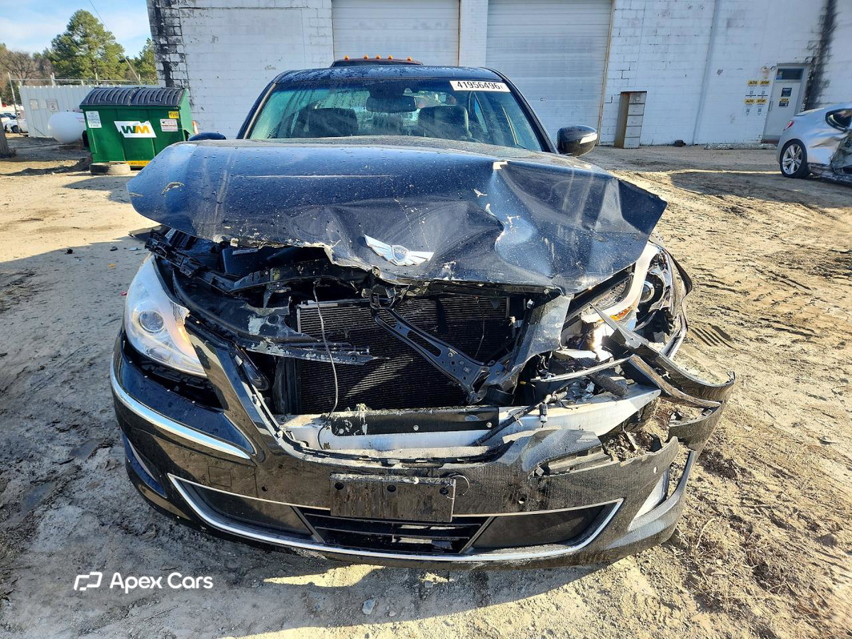 Hyundai Genesis 2013