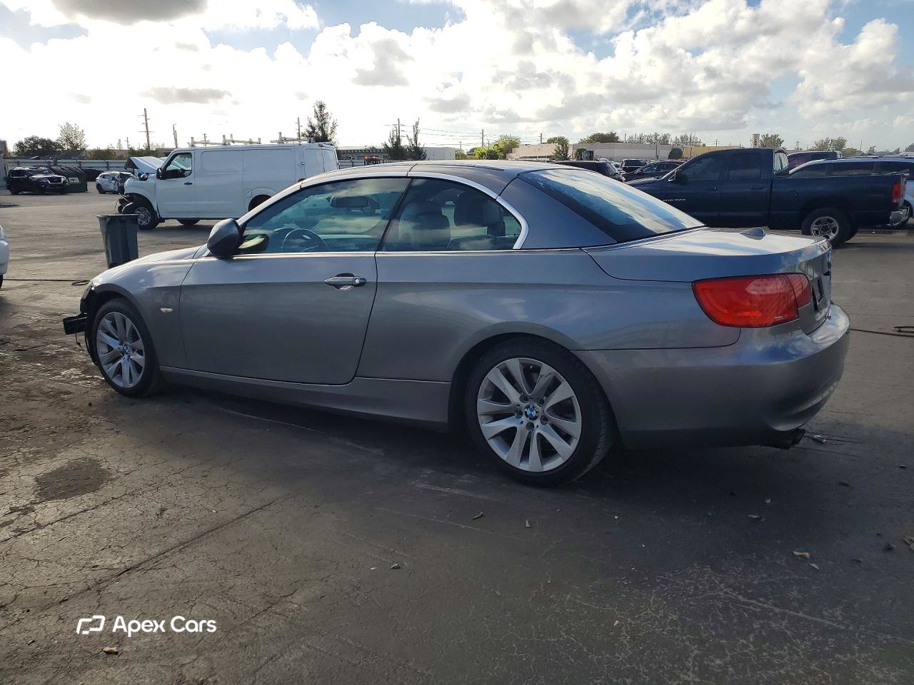 BMW Series 3 2011