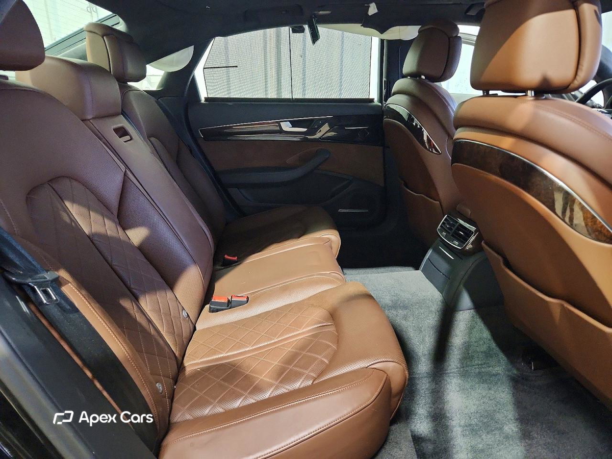 Audi A8 2015
