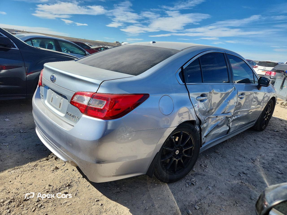 Subaru Legacy 2015