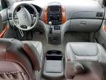 Toyota Sienna 2010