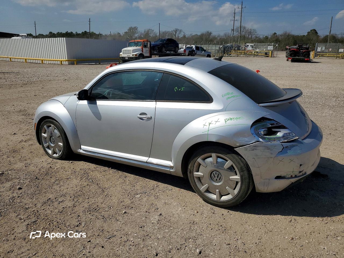 Volkswagen Beetle 2012