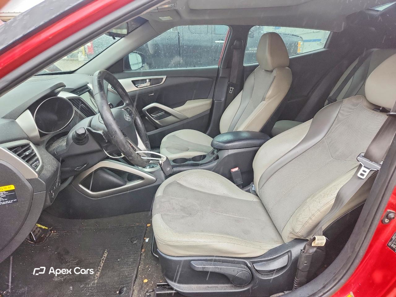 Hyundai Veloster 2012