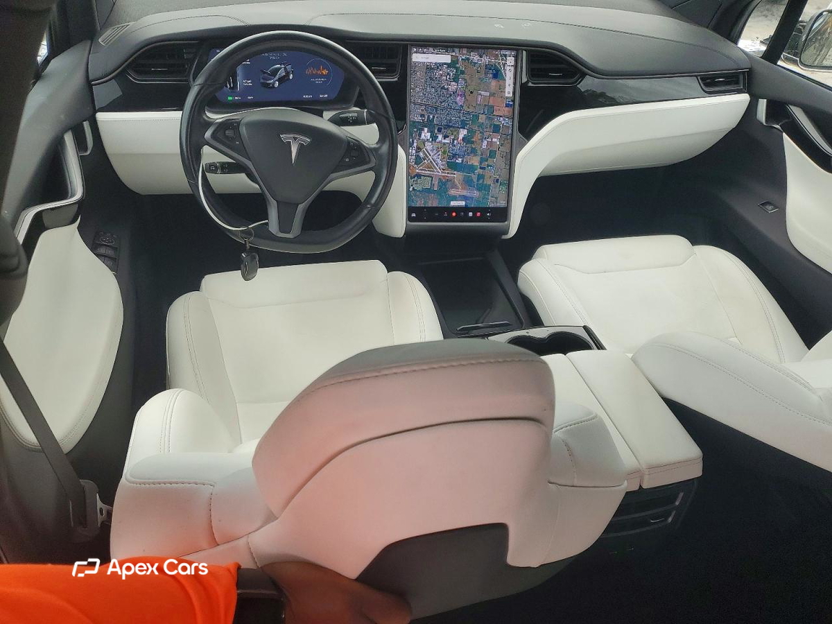 Tesla Model X 2018