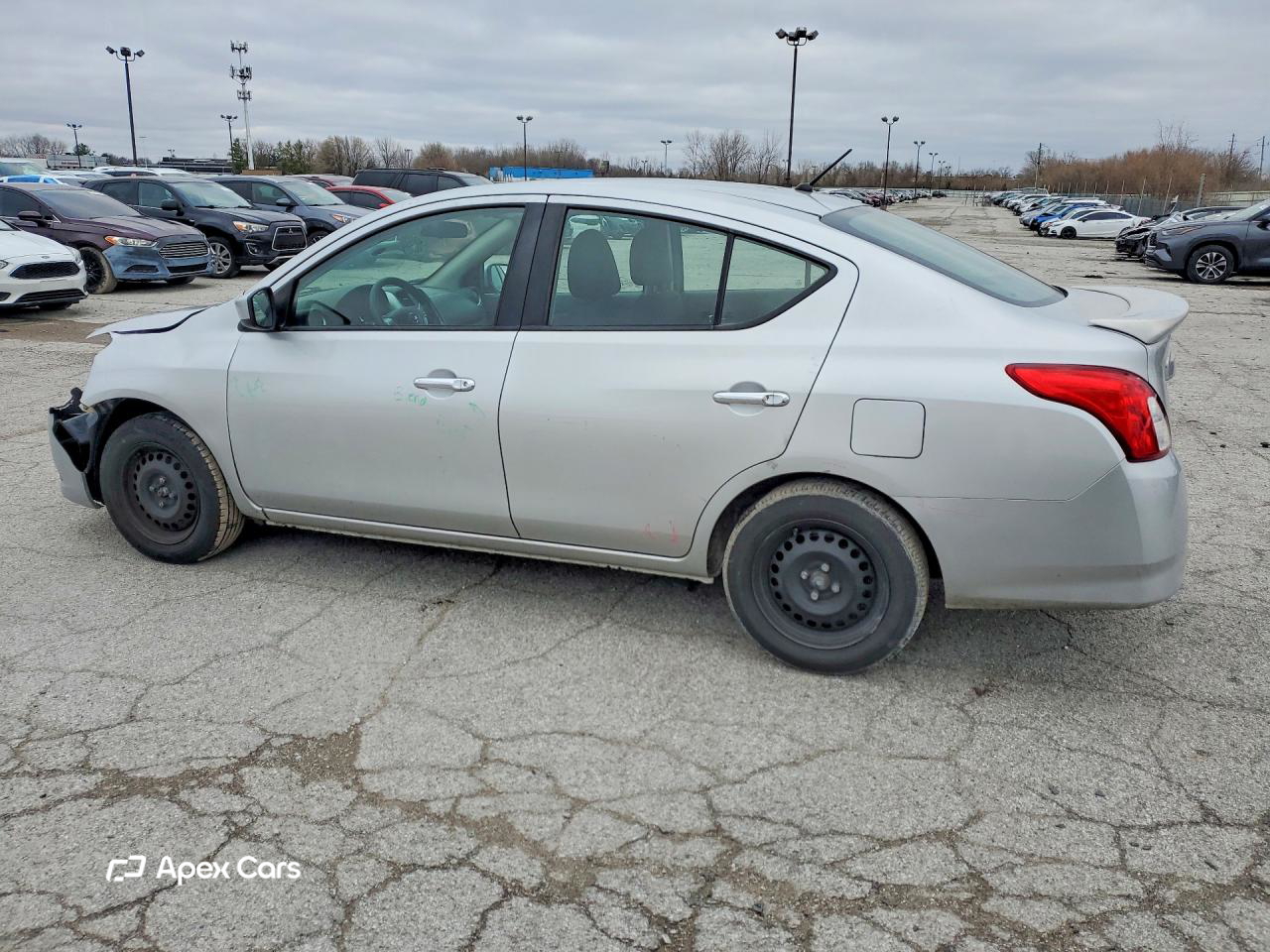 Nissan Versa 2016