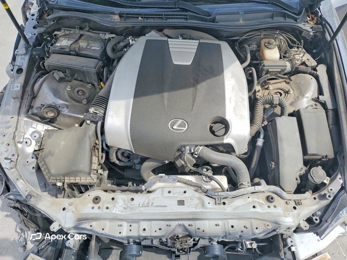 Lexus IS 2016