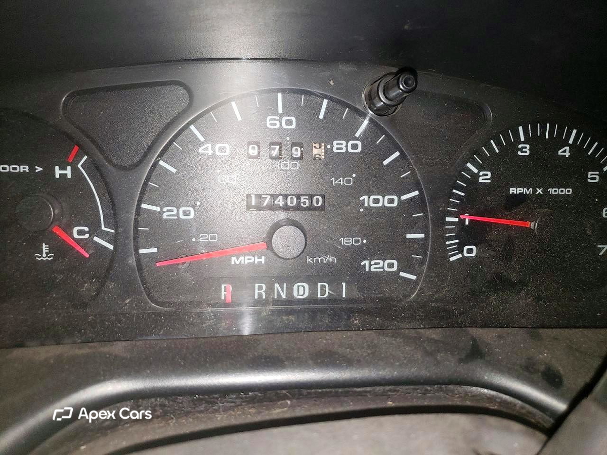 Ford Taurus 2000