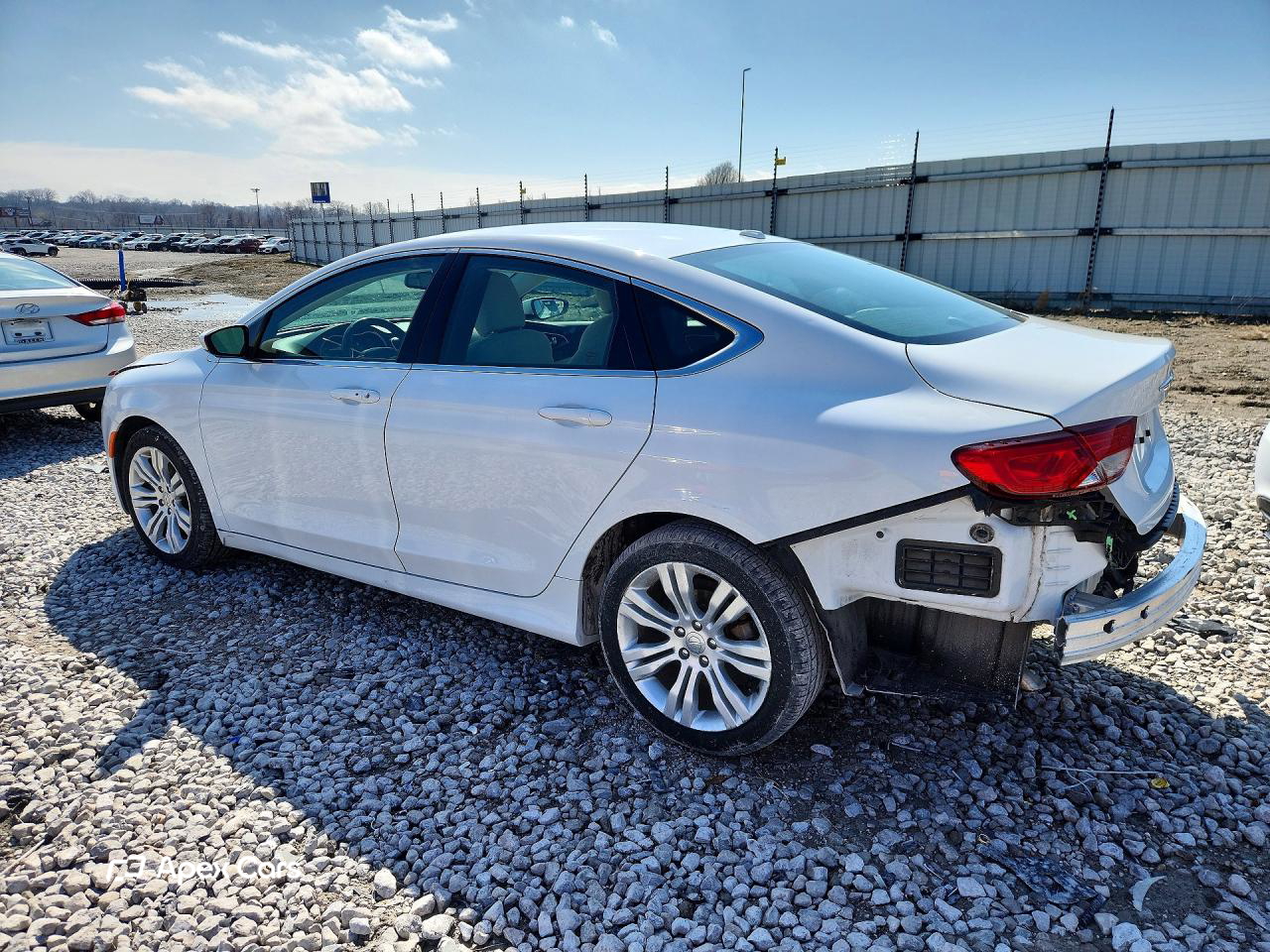 Chrysler 200 2015