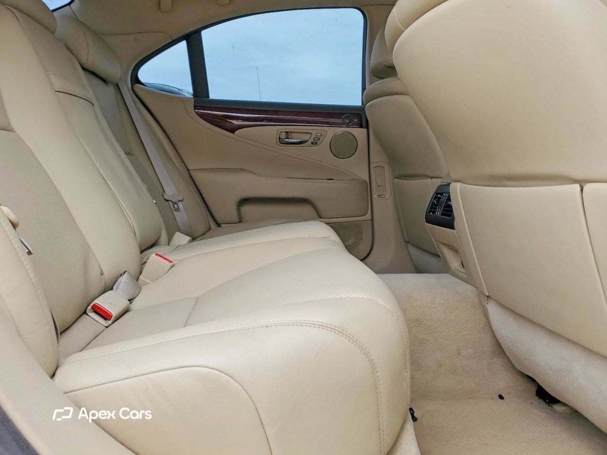 Lexus LS 2008