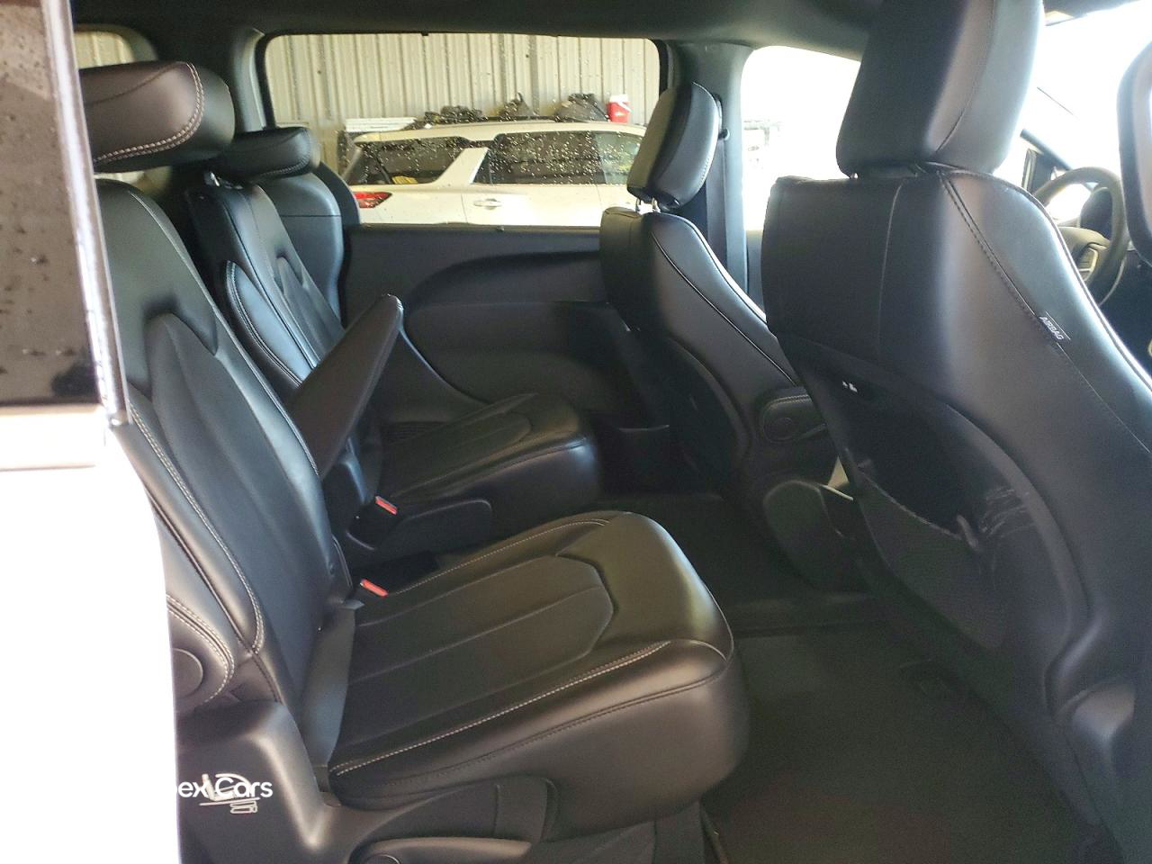 Chrysler Pacifica 2025