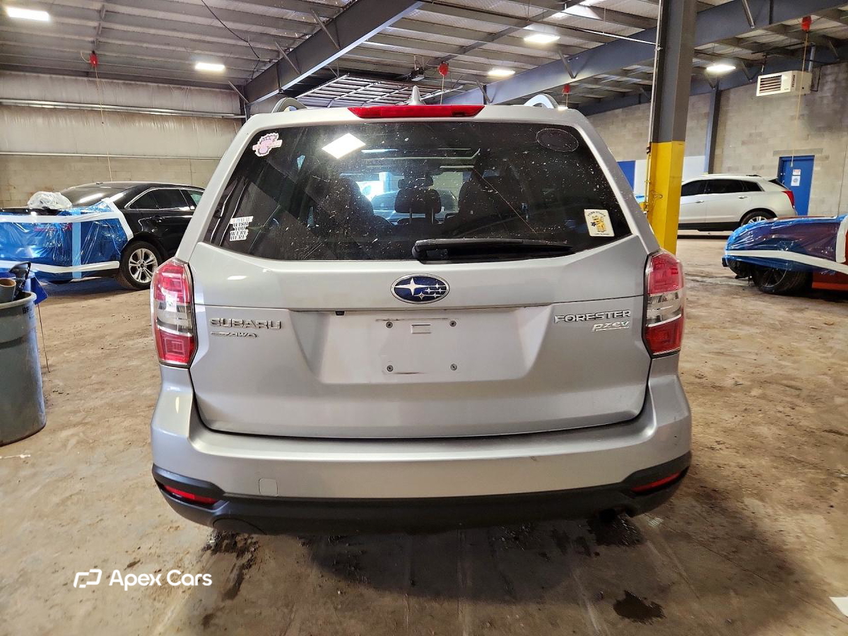 Subaru Forester 2016