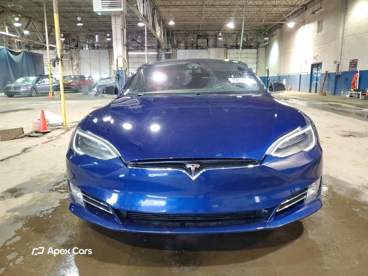 Tesla Model S 2017
