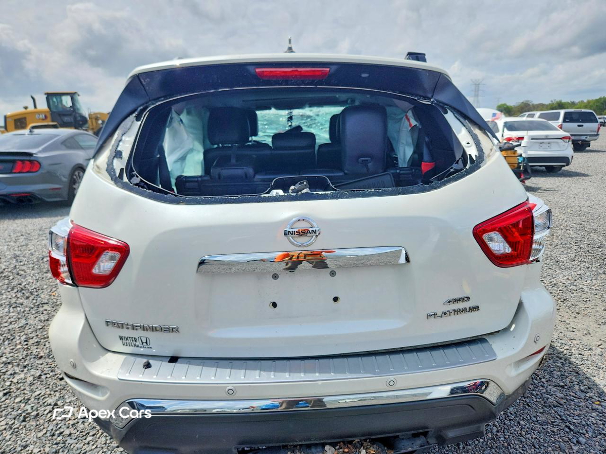 Nissan Pathfinder 2018