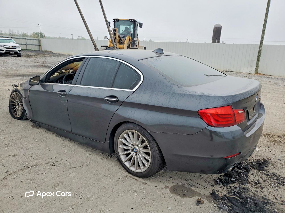 BMW Series 5 2011