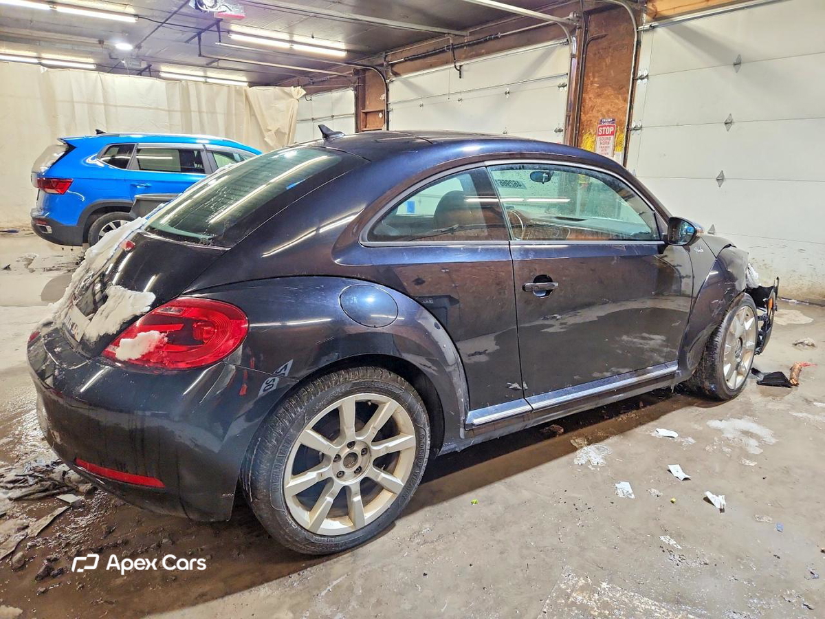 Volkswagen Beetle 2013