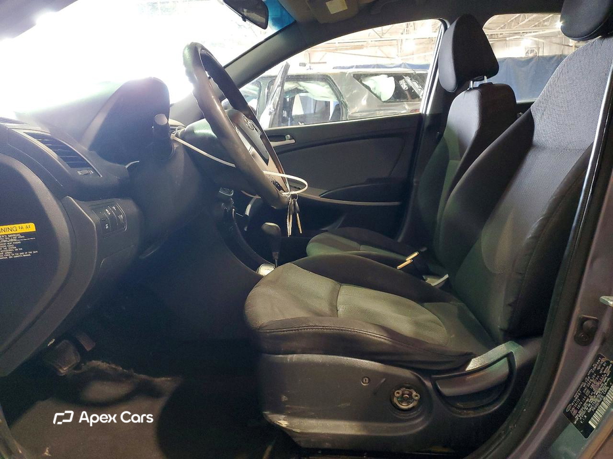 Hyundai Accent 2013