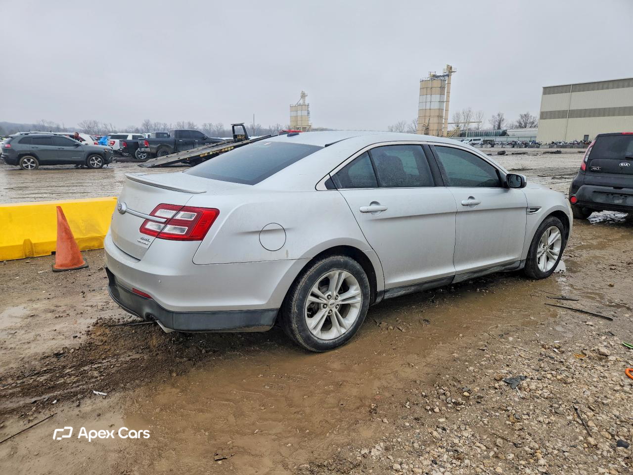 Ford Taurus 2015