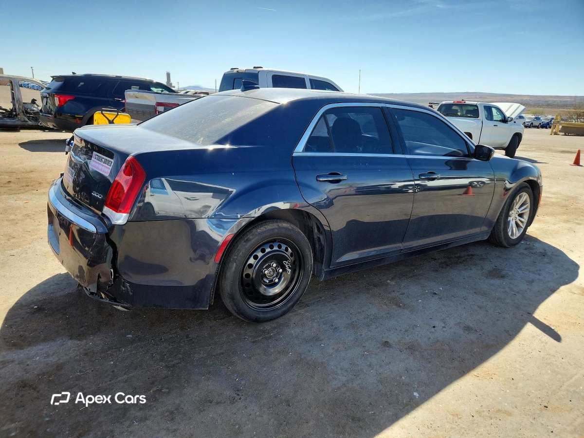 Chrysler 300 2017