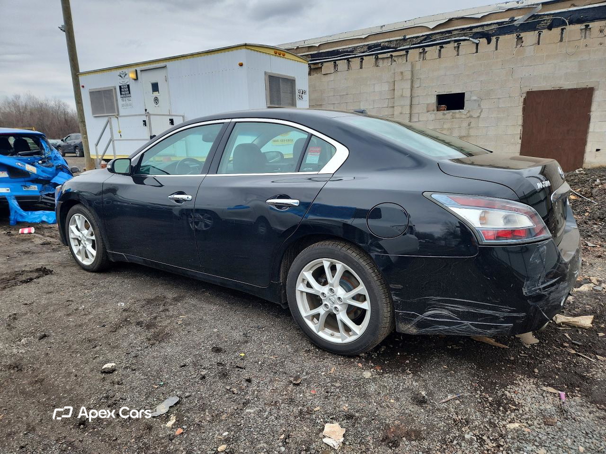 Nissan Maxima 2012