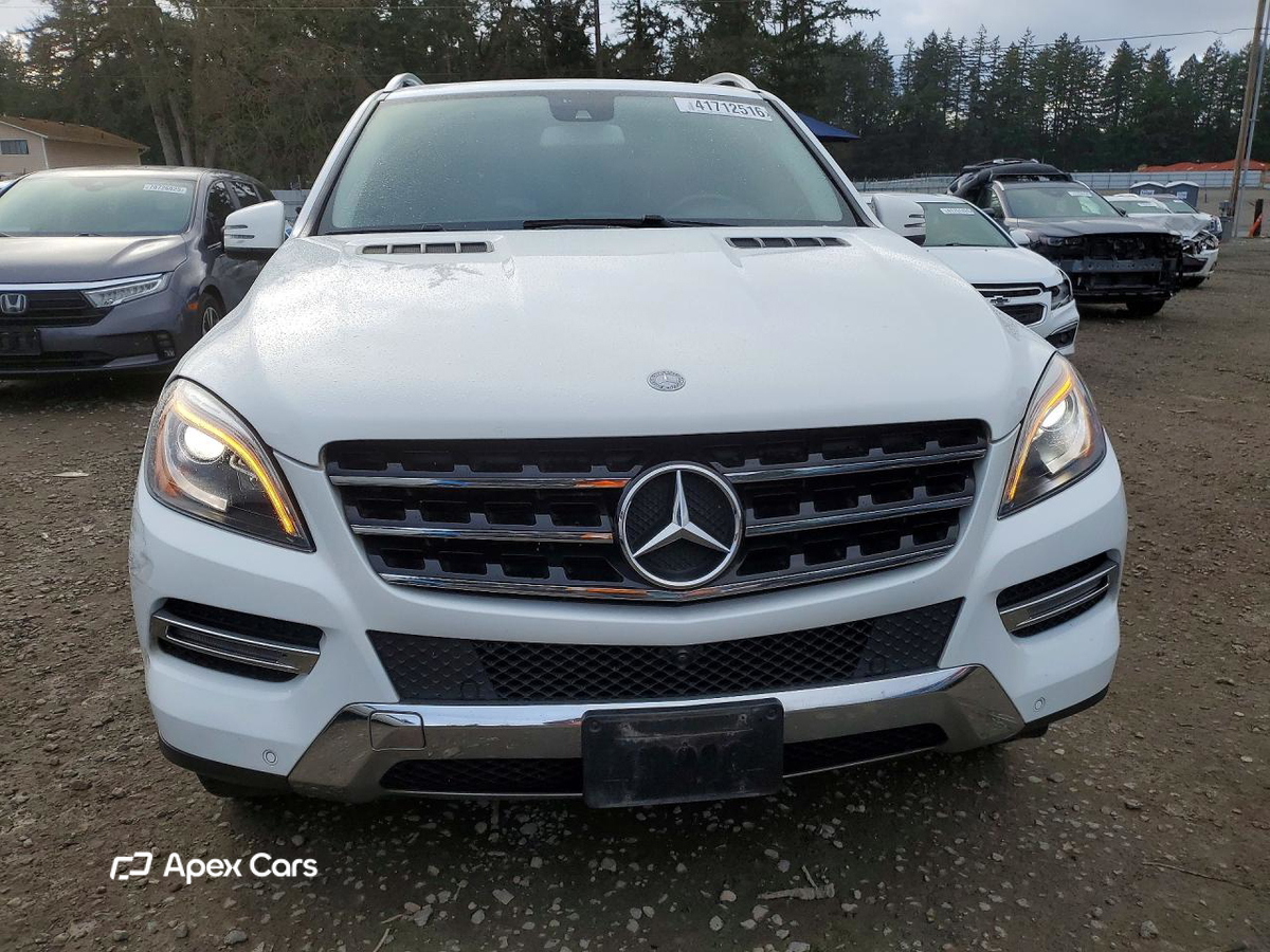 Mercedes-Benz  2014