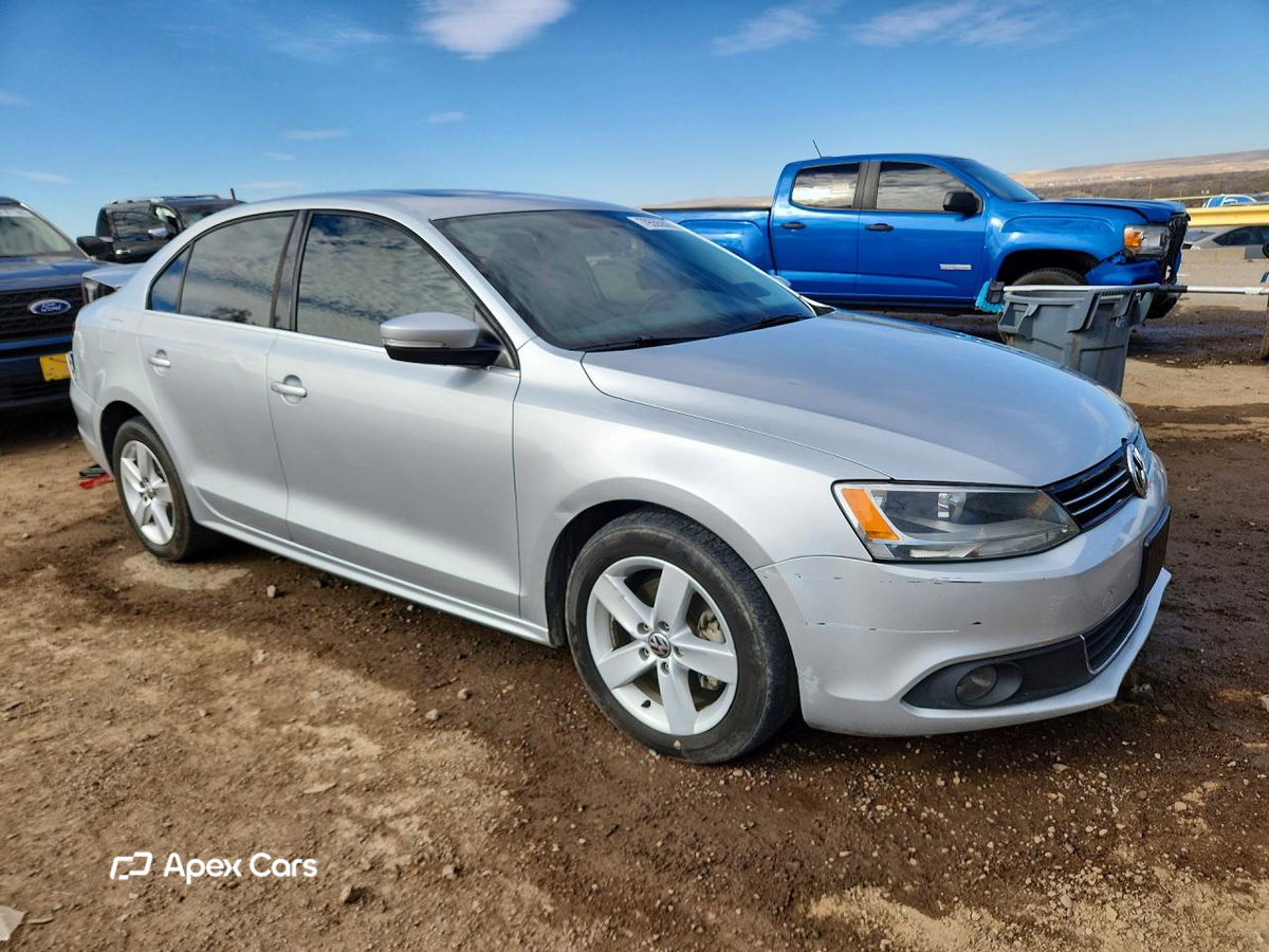Volkswagen Jetta 2012