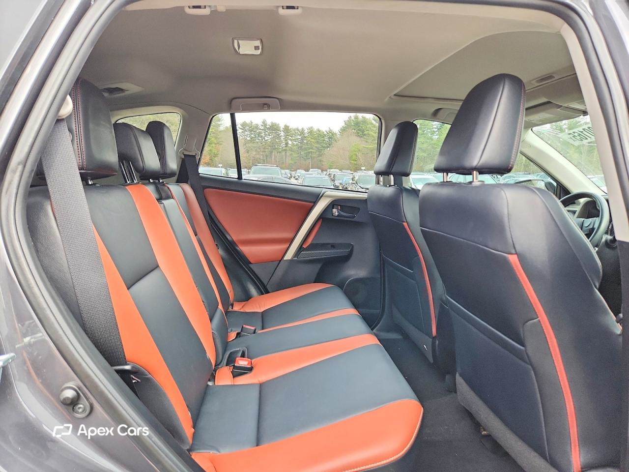 Toyota RAV 4 2015