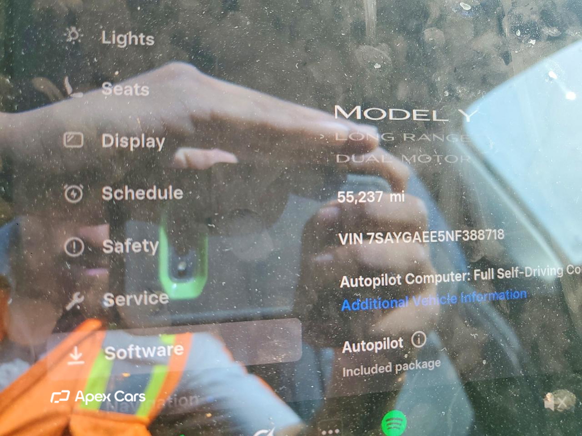 Tesla Model Y 2022