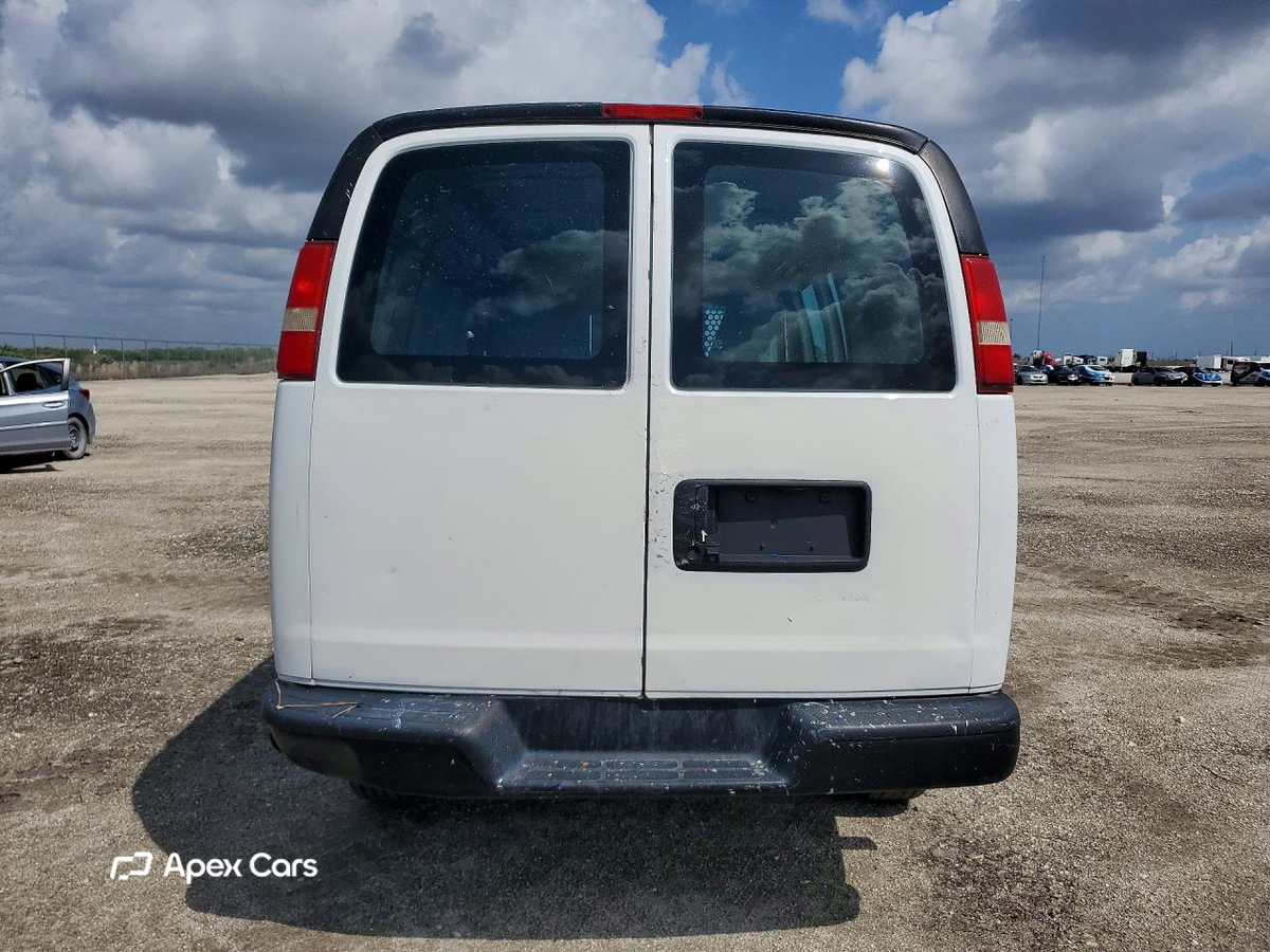 Chevrolet Express 2016