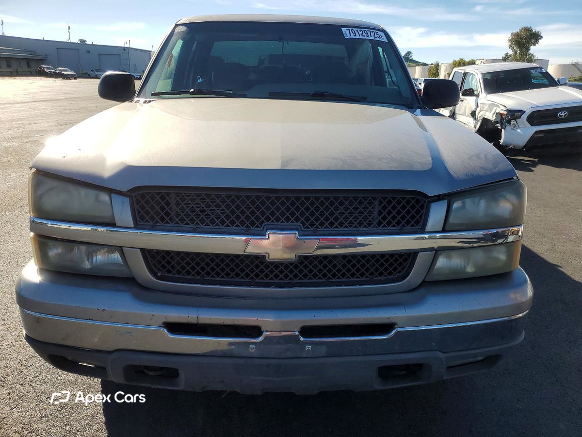 Chevrolet Silverado 2003