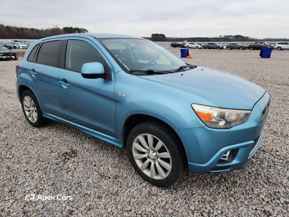 Mitsubishi Outlander 2011