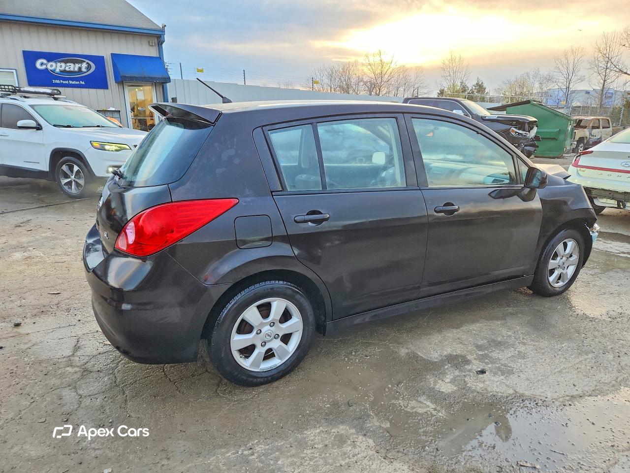 Nissan Versa 2011
