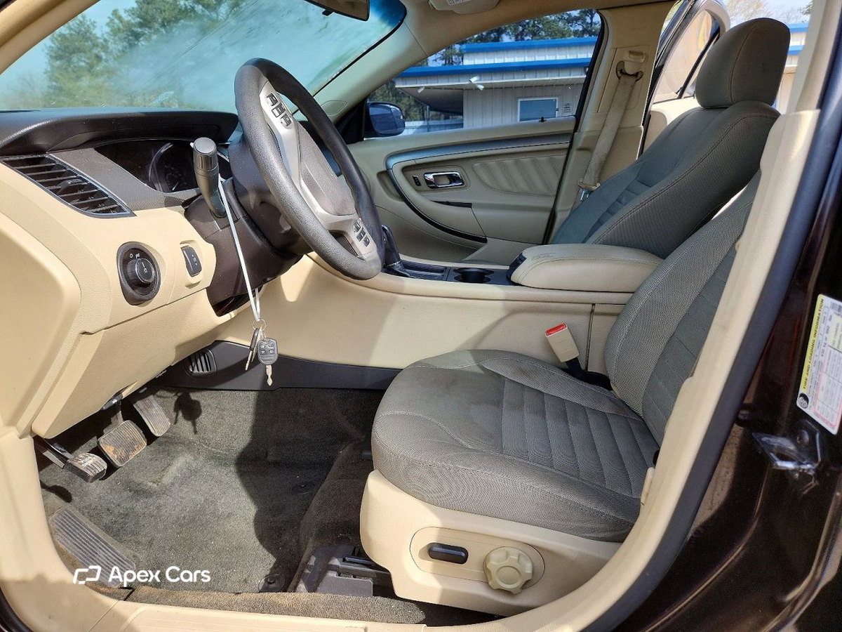 Ford Taurus 2013