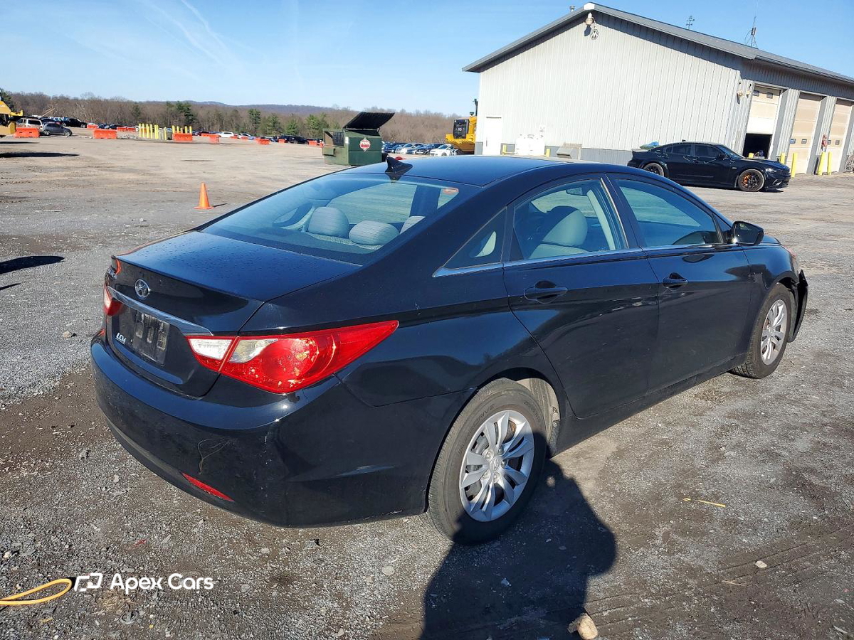 Hyundai Sonata 2011